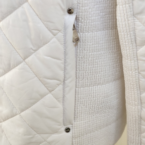 White Lauren Ralph Lauren light puff packable winter jacket, size L - Picture 11 of 16